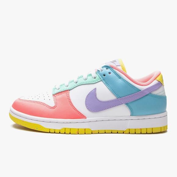 Nike Dunk Low SE Easter Candy  Nike / DD1872-100 - Picture 1 of 16